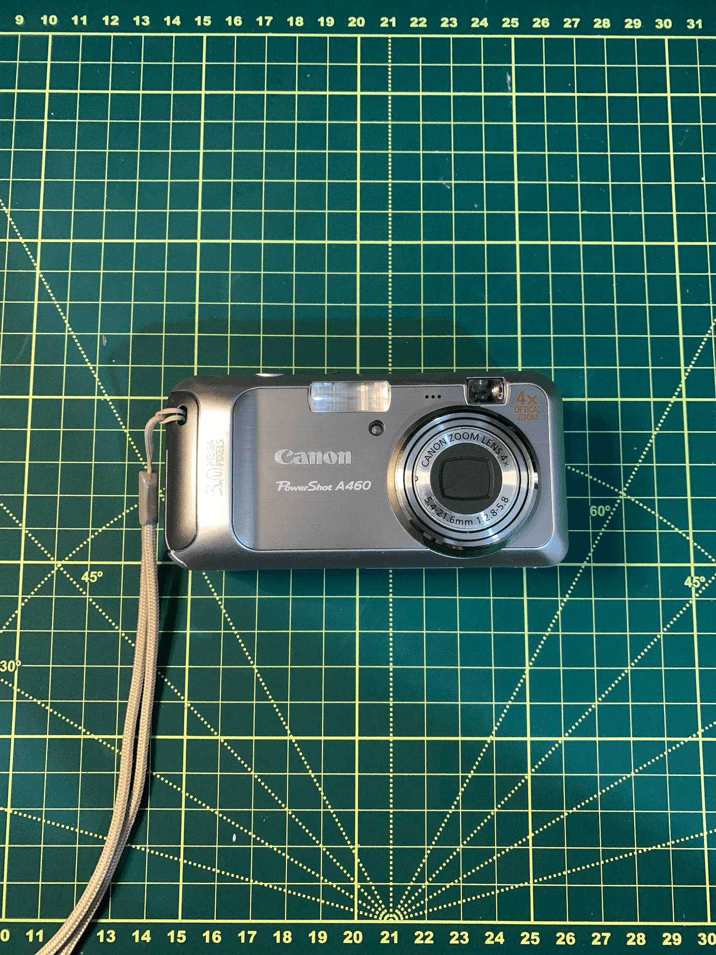 Camera digital Canon PowerShot A460 — foto 1