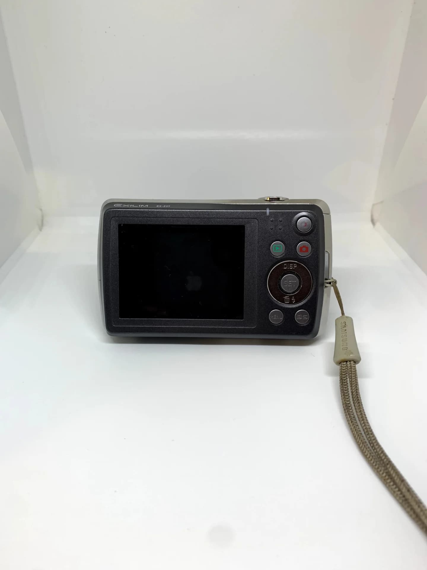 Casio Exilim Ex-z37 - Câmera Digital — foto 1