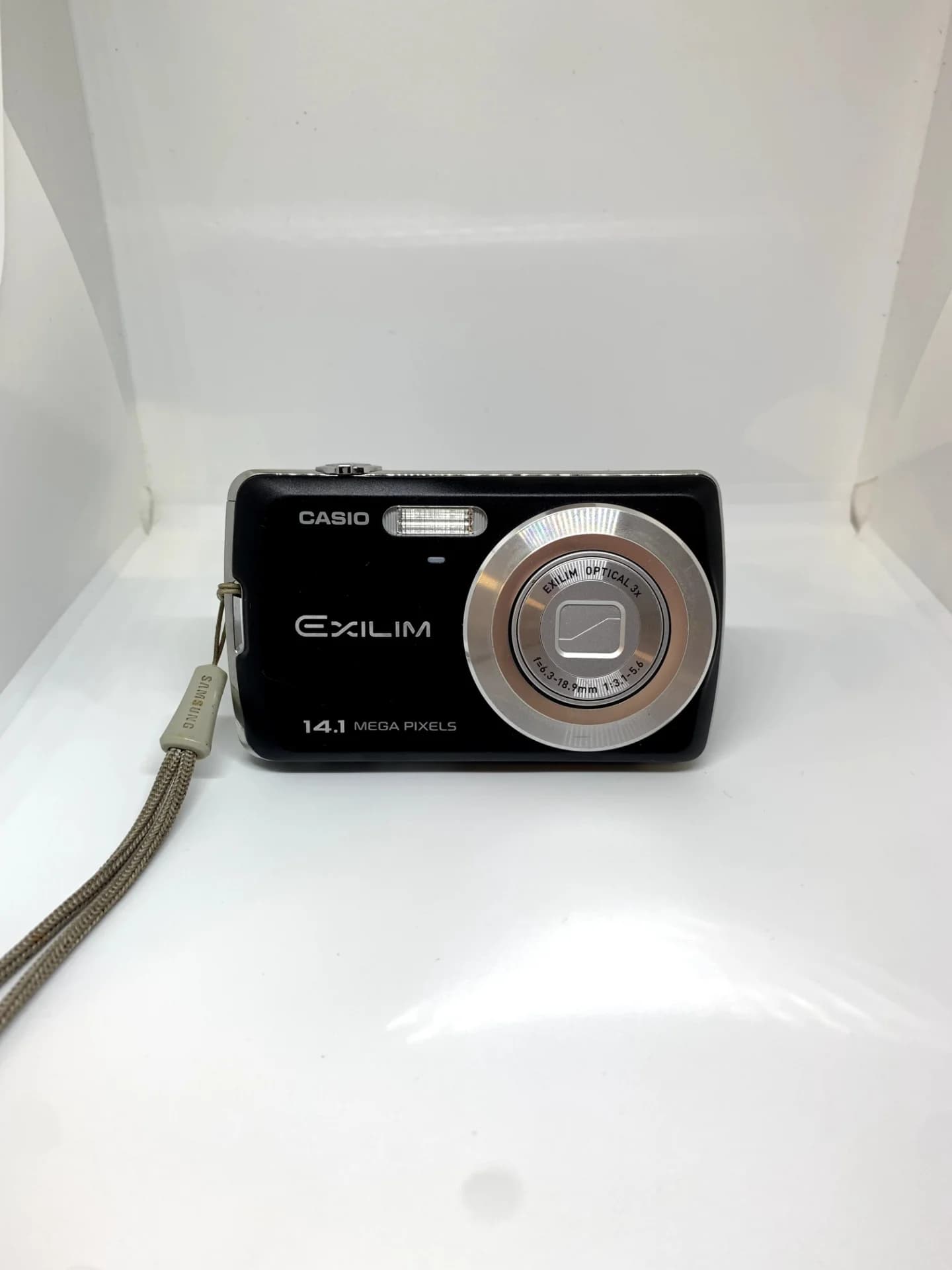 Casio Exilim Ex-z37 - Câmera Digital